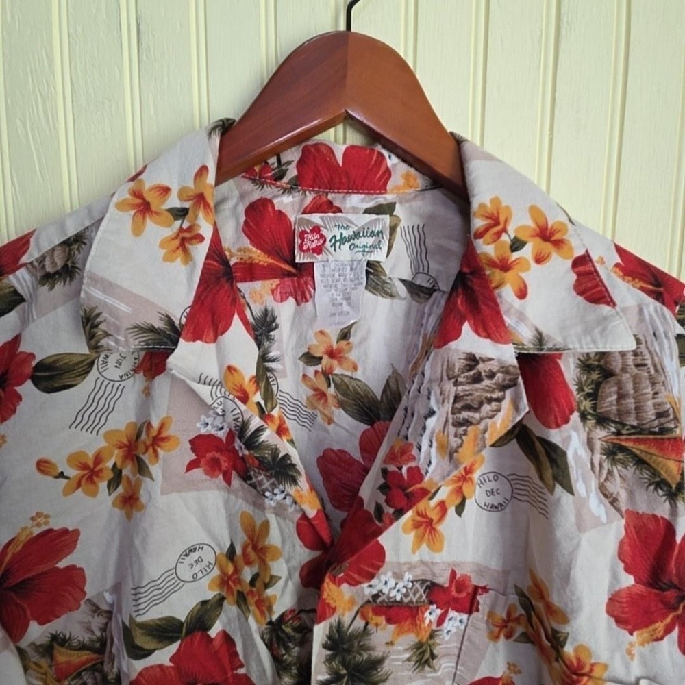 Hilo Hattie Hawaiian Shirt Mens Large Multicolor Floral Short Sleeve Button Up